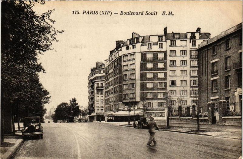 Carte postale ancienne Paris 12e Boulevard Soult à Paris 12e