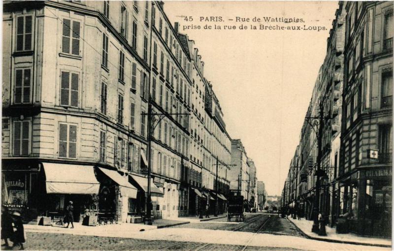 Carte postale ancienne Paris 12e Rue de Wattignies prise de la rue de la Breche aux Loups à Paris 12e