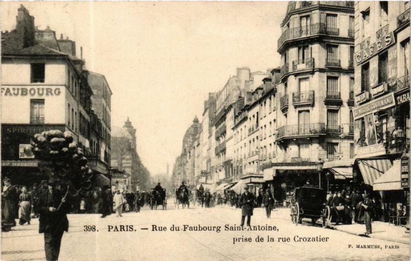 Carte postale ancienne Paris 11e Rue du Faubourg Saint-Antoine. Rue Crozatier P. Marmuse à Paris 11e