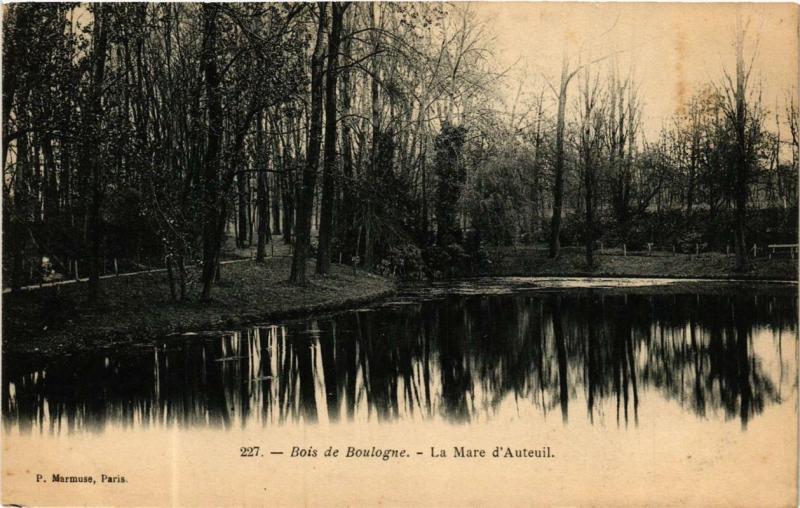 Carte postale ancienne Bois de Boulogne - La Mare d'Auteuil à Paris 16e