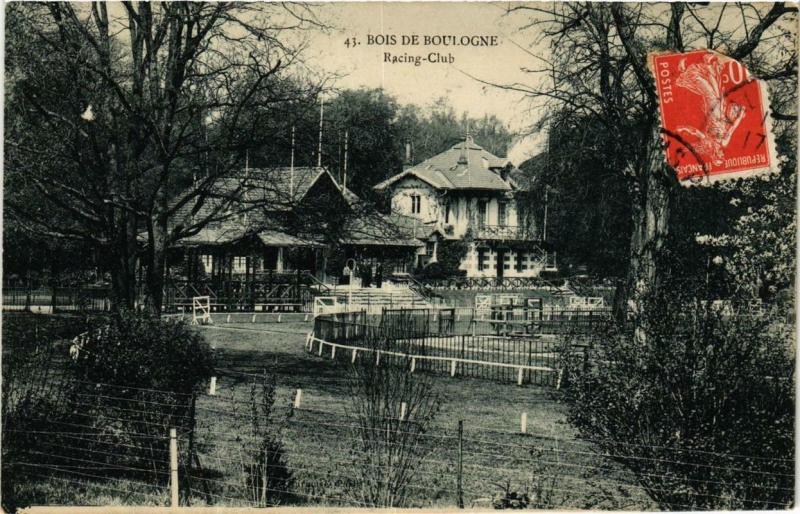 Carte postale ancienne Bois de Boulogne - Racing-Club à Paris