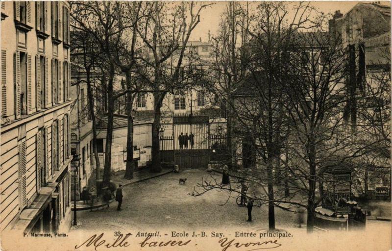 Carte postale ancienne Auteuil - Ecole Jean-Baptiste Say - Entrée Principale à Paris 16e