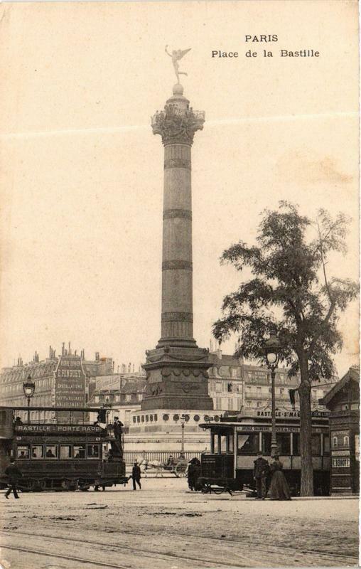 Carte postale ancienne Paris 12e Place de la Bastille. à Paris 12e