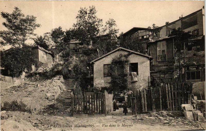 Carte postale ancienne Vieux Montmartre - Vue dans le Maquis à Paris 18e