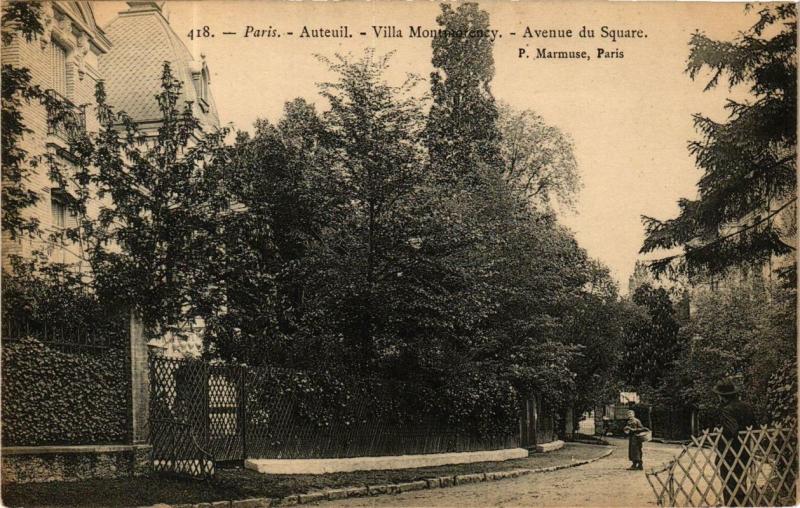 Carte postale ancienne Auteuil - Villa Montmorency - Avenue du Square. à Paris 16e