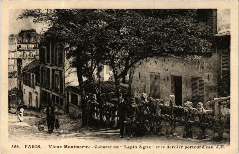 Carte postale ancienne Vieux Montmartre - Cabaret du Lapin Agile et les derniers porteurs d'eau à Paris 18e