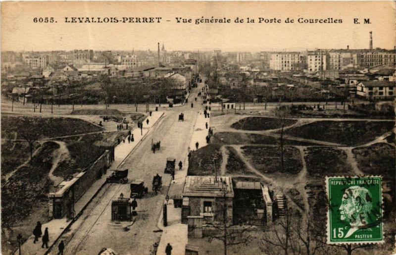 Carte postale ancienne Vue générale de la Porte de Courcelles à Paris 17e