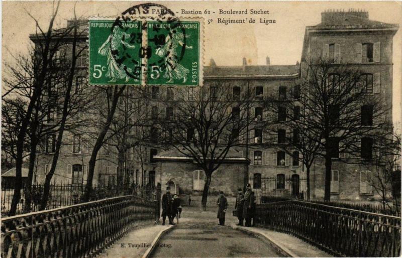 Carte postale ancienne Bastion 61 - Boulevard Suchet - Cantine Maugery - 5e Régiment de Ligne à Paris 16e