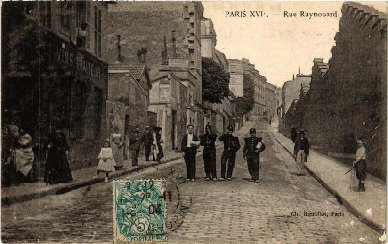 Carte postale ancienne Rue Raynouard à Paris 16e