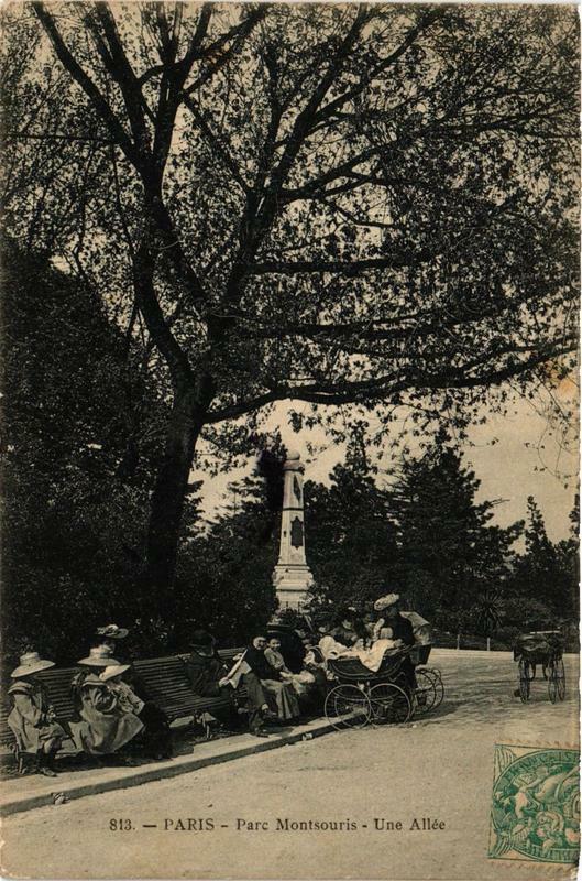 Carte postale ancienne Parc Montsouris - Une Allée à Paris 14e