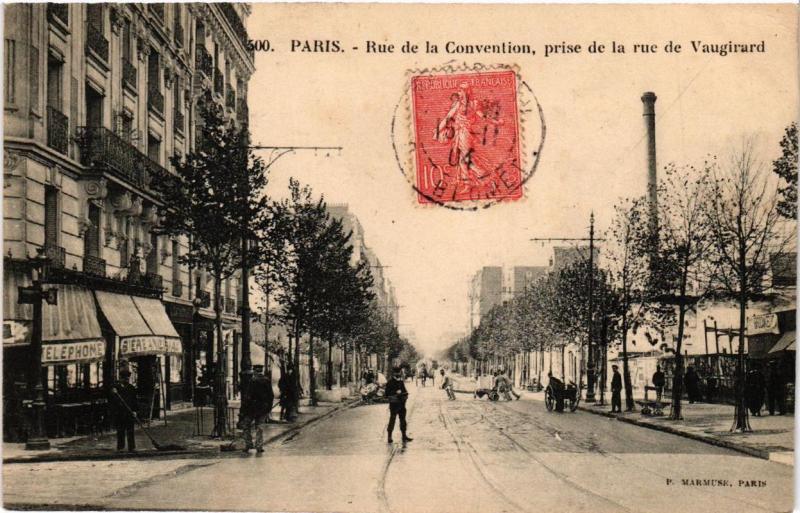 Carte postale ancienne Rue de la Convention. prise de la rue de Vaugirard à Paris 15e