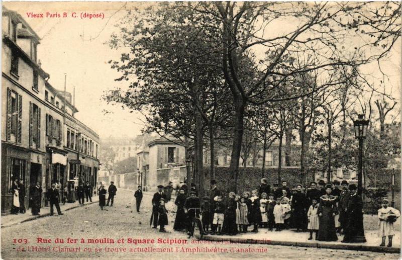Carte postale ancienne Paris (5e) Rue du fer a moulin. Square Scipion. Hotel Clamart à Paris 5e