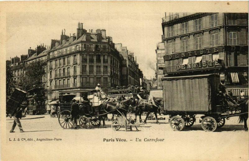 Carte postale ancienne Paris Vecu. Un Carrefour