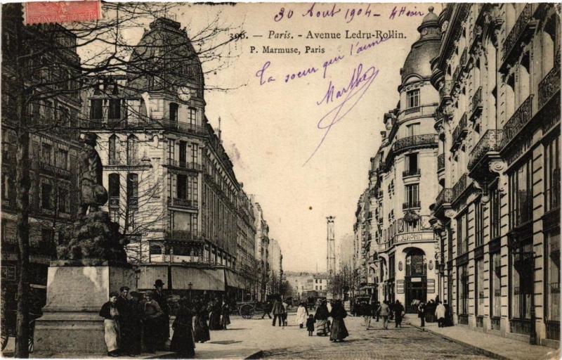 Carte postale ancienne Paris 12e Avenue Ledru-Rollin. P. Marmuse à Paris 12e