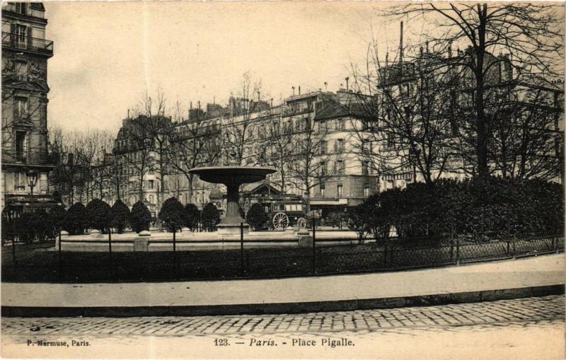 Carte postale ancienne Paris 9e Place Pigalle. P. Marmuse à Paris 9e