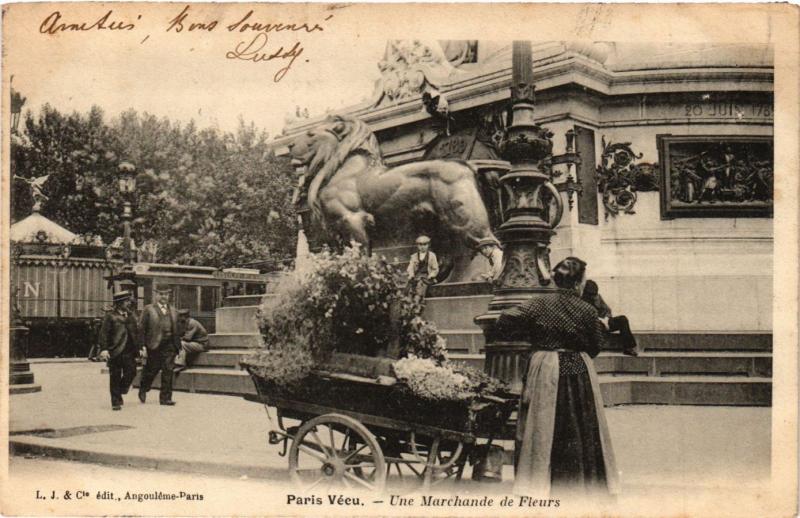 Carte postale ancienne Paris vécu - Une marchande de Fleurs