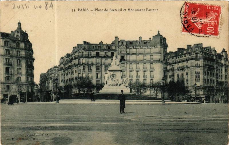 Carte postale ancienne Place de Breteuil et Monument Pasteur à Paris 7e