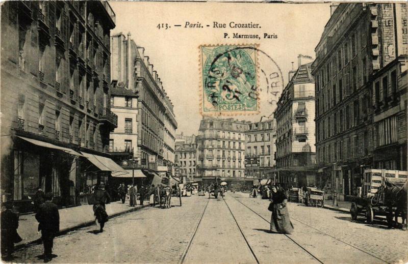 Carte postale ancienne Paris 12e Rue Crozatier. P. Marmuse à Paris 12e