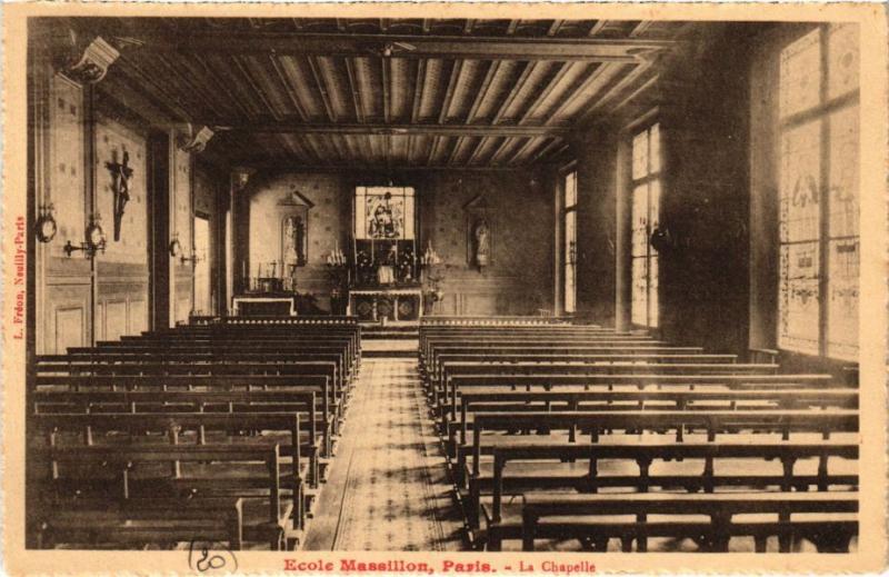 Carte postale ancienne Paris 4e - Ecole Massillon à Paris 4e