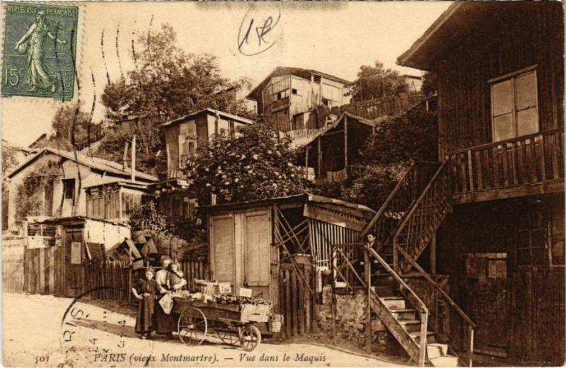 Carte postale ancienne Vieux Montmartre - Vue dans le Maquis à Paris 18e