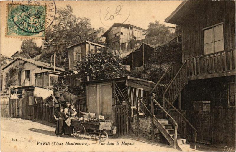 Carte postale ancienne Vieux Montmartre - Vue dans le Maquis à Paris 18e