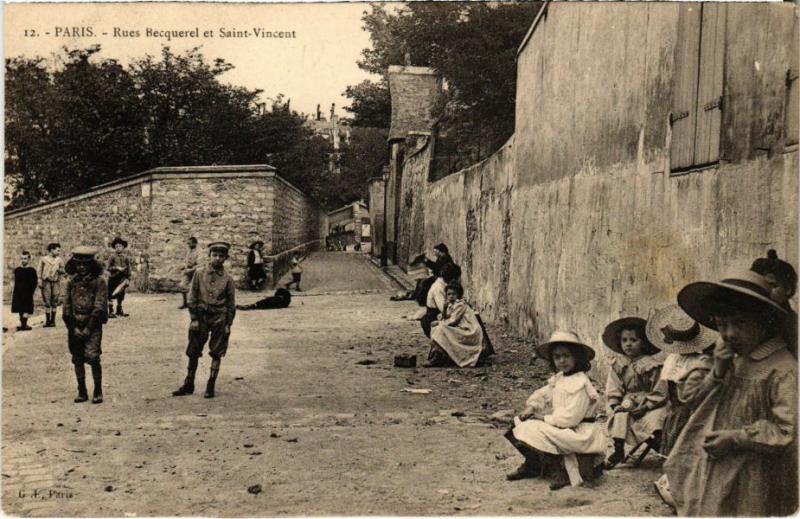 Carte postale ancienne Rues Becquerel et Saint-Vincent à Paris 18e