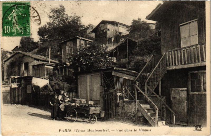 Carte postale ancienne Vieux Montmartre - Vue dans le Maquis à Paris 18e