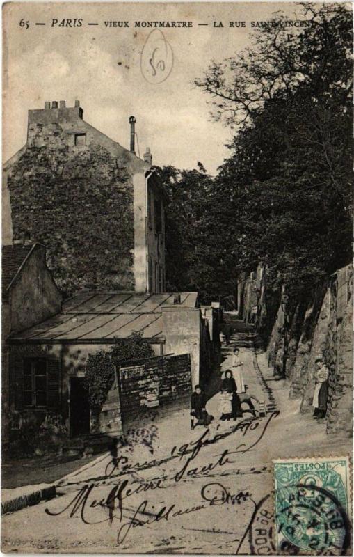 Carte postale ancienne Vieux Montmartre - La Rue Saint-Vincent à Paris 18e