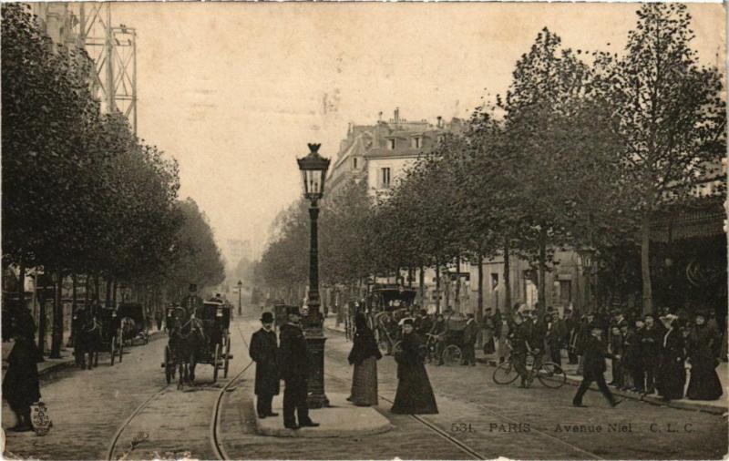 Carte postale ancienne Avenue Niel à Paris 17e