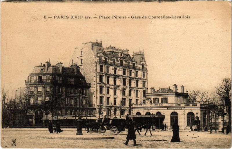 Carte postale ancienne Place Péreire - Gare de Courcelles-Levallois à Paris 17e
