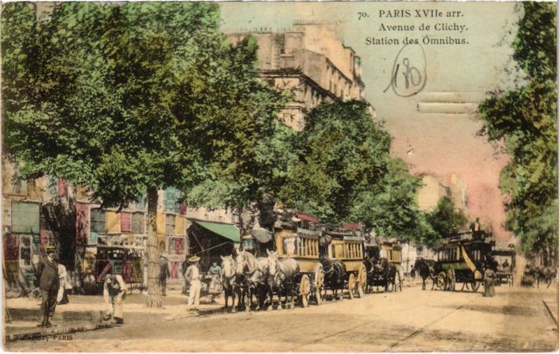 Carte postale ancienne Avenue de Clichy - Station des Omnibus à Paris 17e
