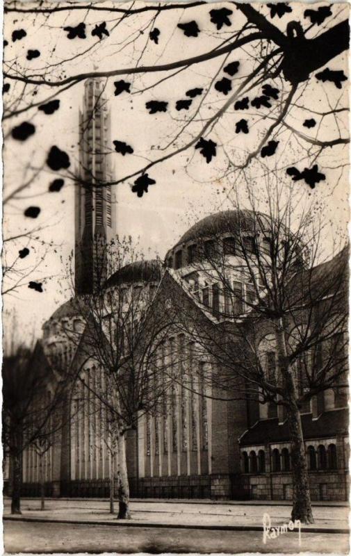 Carte postale ancienne Eglise Sainte-Odile à Paris 17e