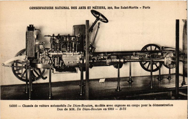 Carte postale ancienne Paris (3e) Cnam - Chassis de voiture automobile à Paris 3e