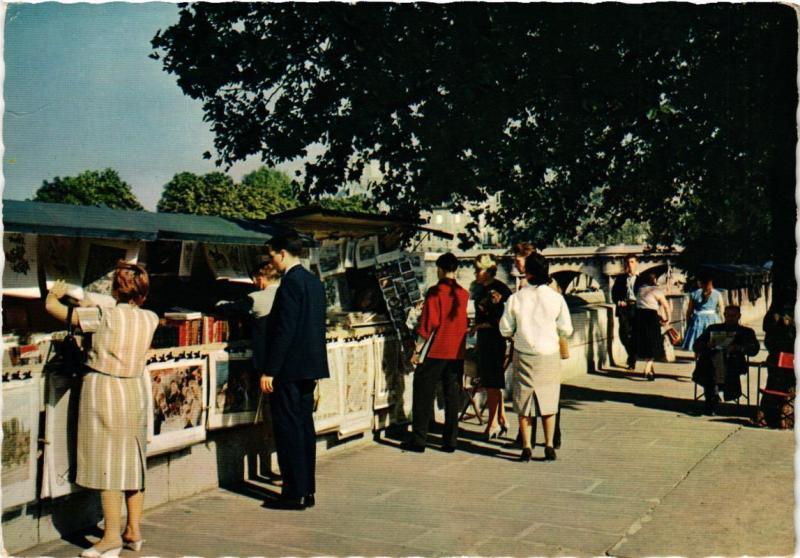 Carte postale ancienne Paris (5e) - Les Bouquinistes à Paris 5e