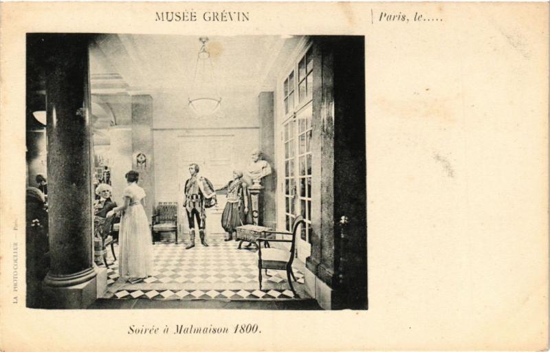 Carte postale ancienne Paris (9e) - Musée Grevin Soirée á Malmaison 1800 à Paris 9e