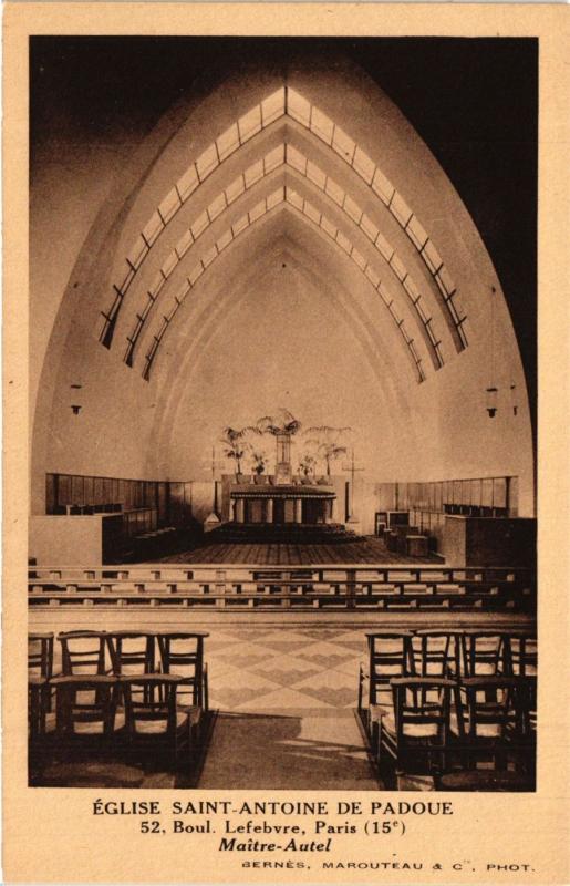 Carte postale ancienne Eglise Saint-Antoine de Padoue - Boulevard Lefebvre - Maître-Autel à Paris 15e
