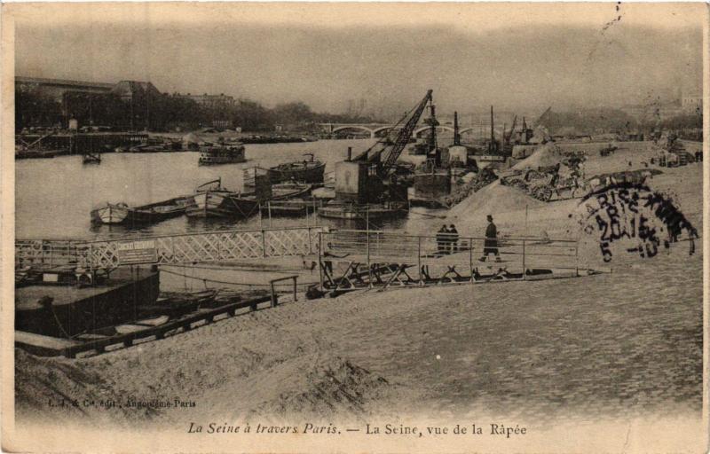 Carte postale ancienne La Seine, vue de la Râpée à Paris 12e