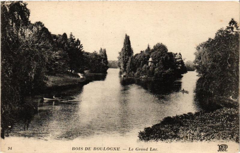 Carte postale ancienne Bois de Boulogne - Le Grand Lac à Paris 16e