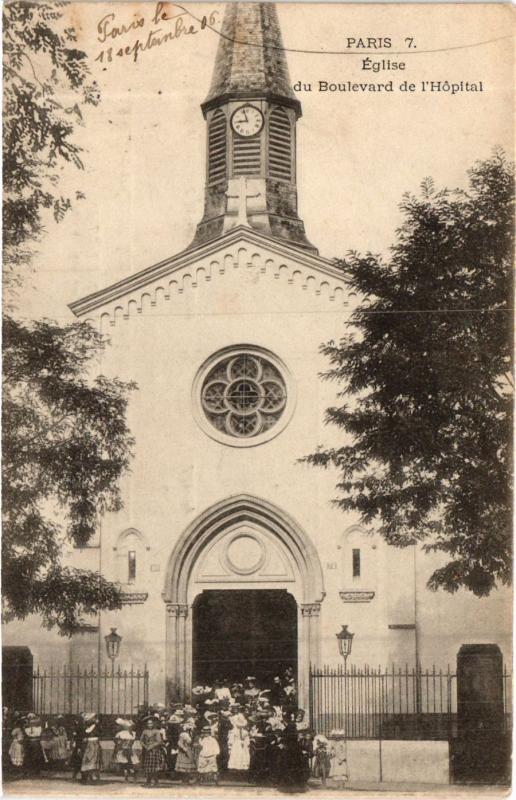 Carte postale ancienne Paris 13e Paris-Eglise du Boulevard de l'Hopital à Paris 13e