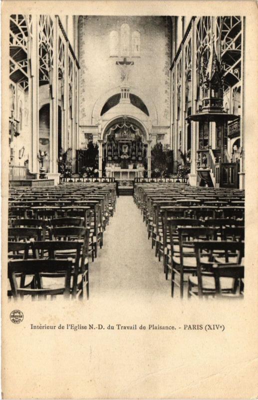 Carte postale ancienne Intérieur de l'Eglise Notre-Dame du Travail de Plaisance à Paris 14e
