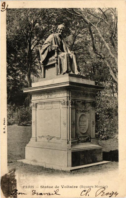 Carte postale ancienne Paris 5e-Statue de Voltaire à Paris 5e