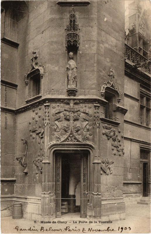 Carte postale ancienne Paris 5e-Musée de Cluny-La Porte de la Tourelle à Paris 5e