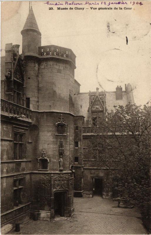 Carte postale ancienne Paris 5e-Musée de Cluny-Vue générale de la Cour à Paris 5e