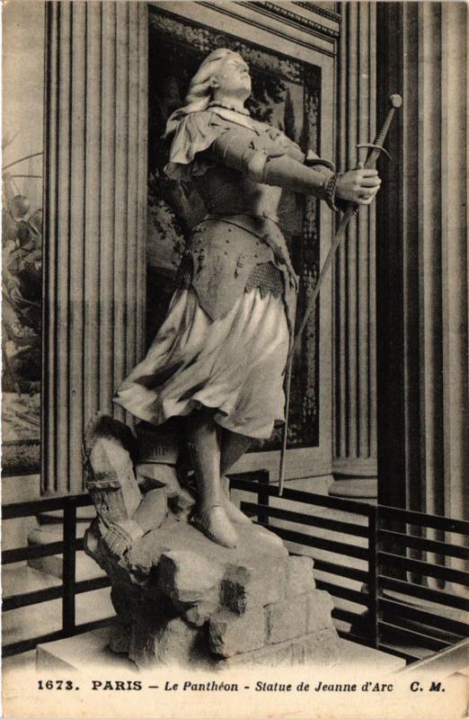 Carte postale ancienne Paris 5e-Le Panthéon-Statue de Jeanne d'Arc à Paris 5e