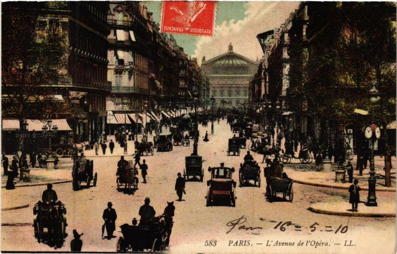 Carte postale ancienne Paris 2e-Avenue de l'Opéra à Paris 2e