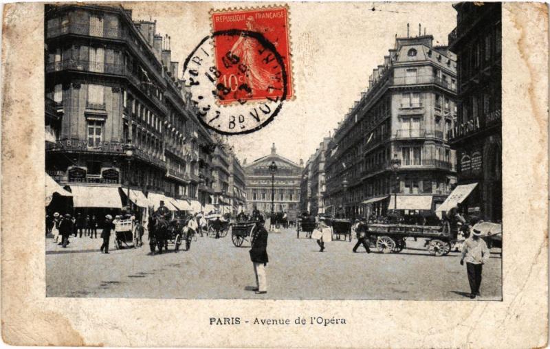 Carte postale ancienne Paris 2e-Avenue de l'Opéra à Paris 2e