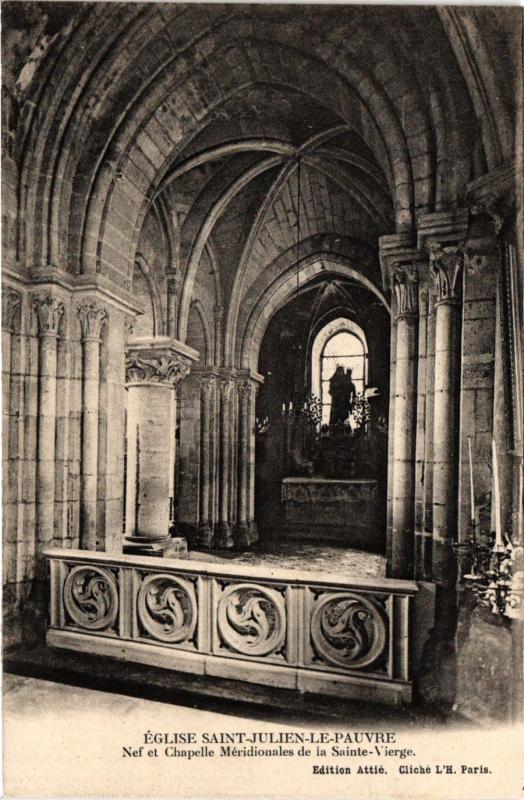 Carte postale ancienne Paris 5e-Eglise Saint Julien le Pauvre-Nef et Chapelle Méridionales à Paris 5e