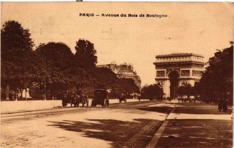 Carte postale ancienne Avenue du Bois de Boulogne à Paris 16e