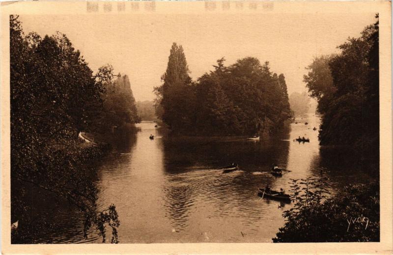 Carte postale ancienne Bois de Boulogne - Lac Inférieur à Paris 16e