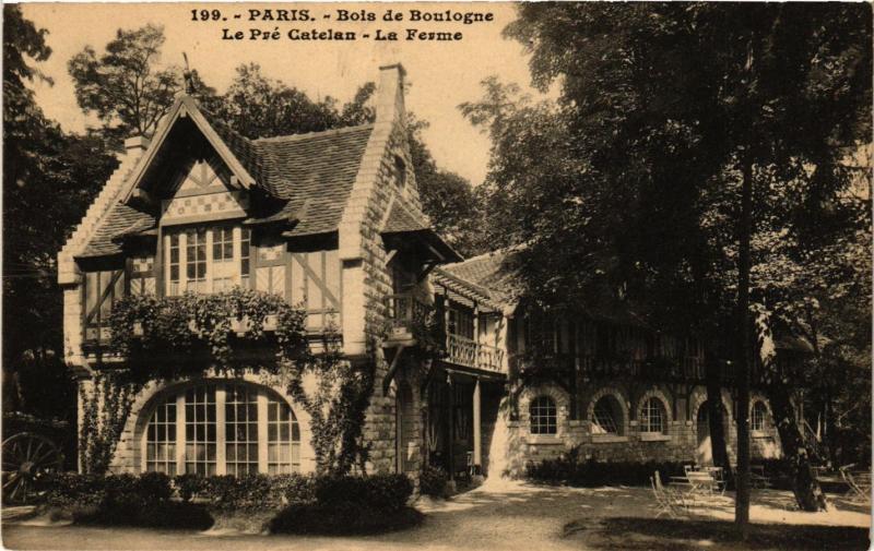 Carte postale ancienne Bois de Boulogne - Le Pré Catelan - La Ferme à Paris